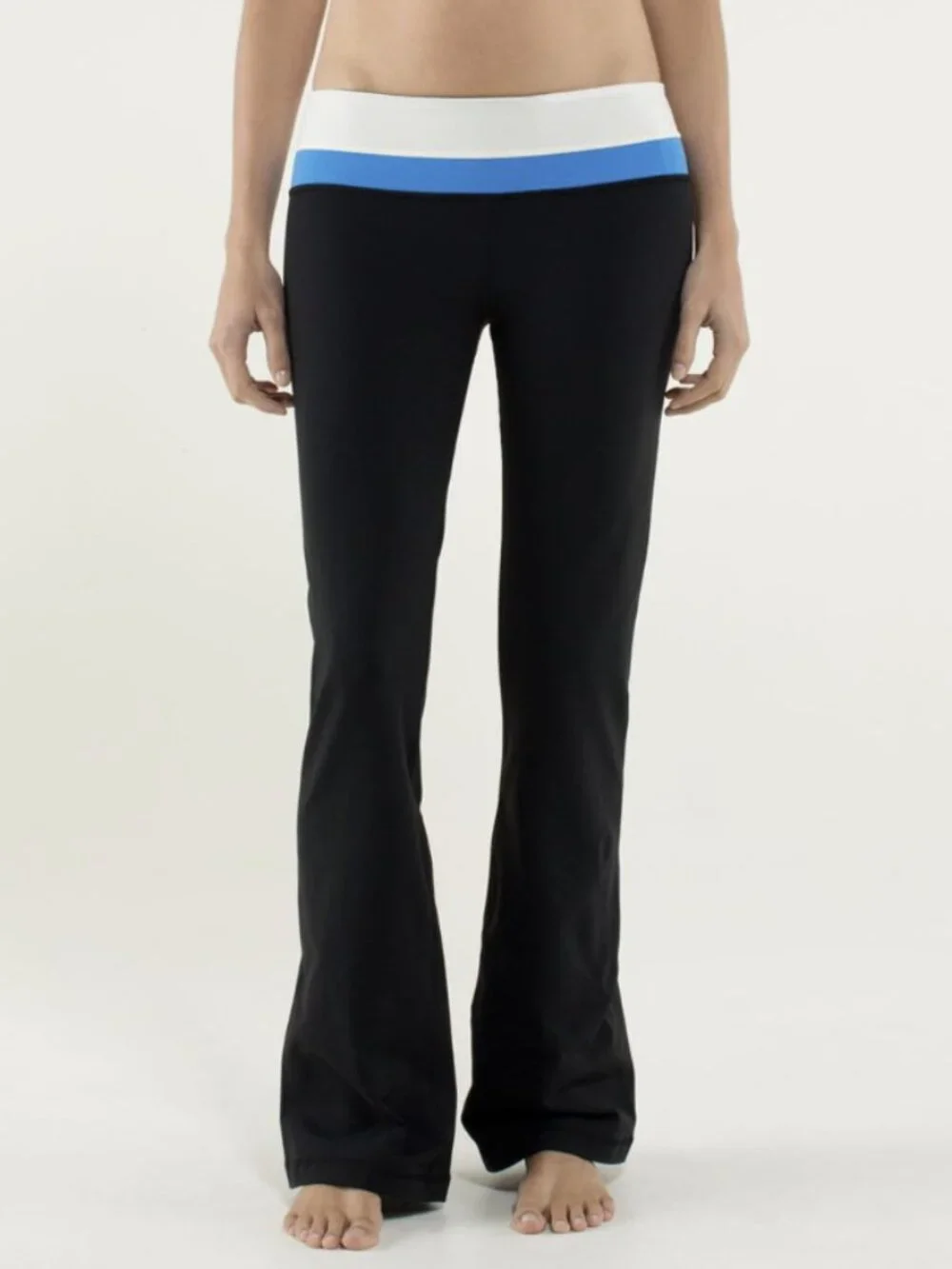 Lululemon Groove Pant (Regular) Black / Angel Wing / Cornflower Flare Leggings 4